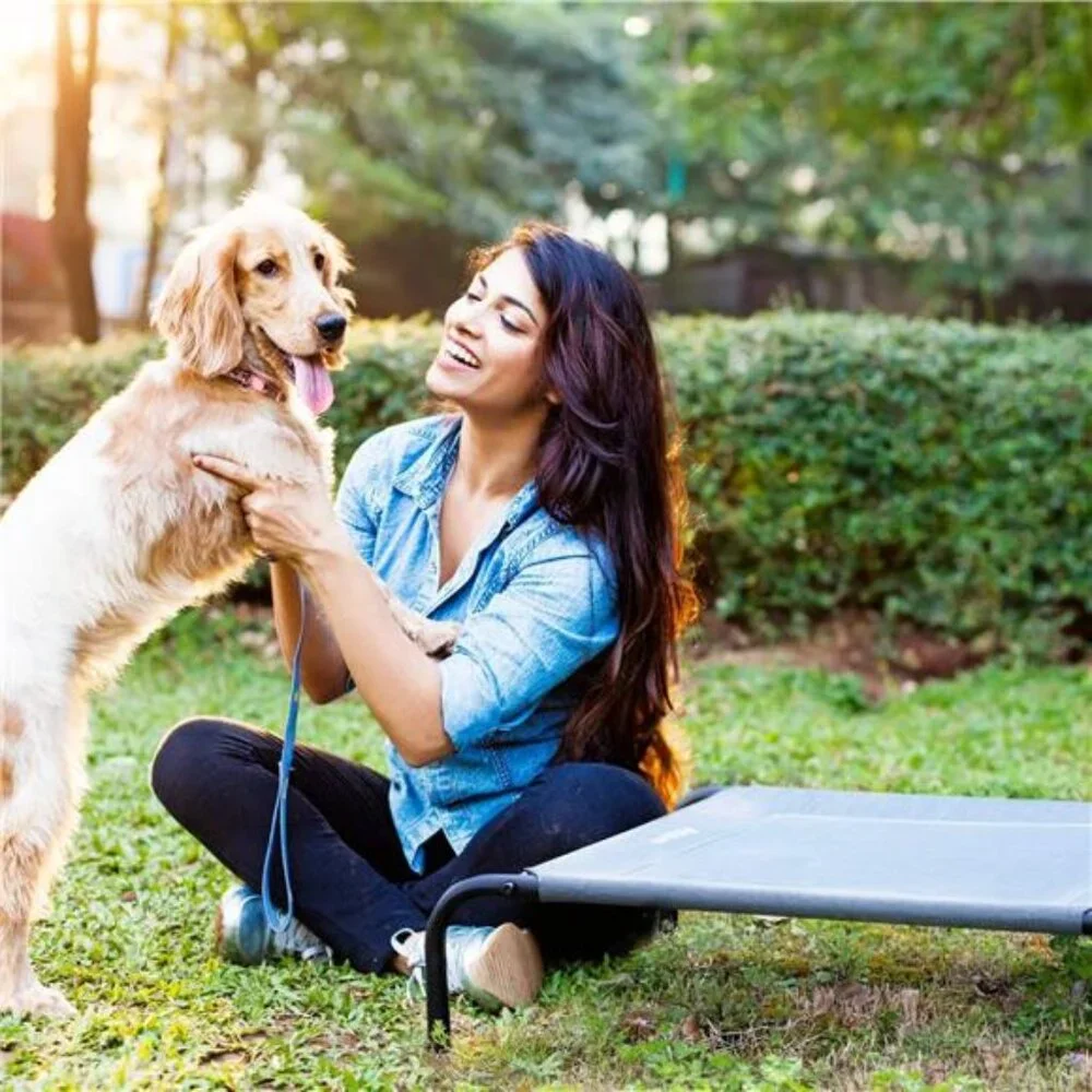 Medium Elevated Cooling Outdoor Dog Bed - Raised Cots for Medium Dogs, Portable